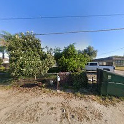 Lopez Complete Yard Care