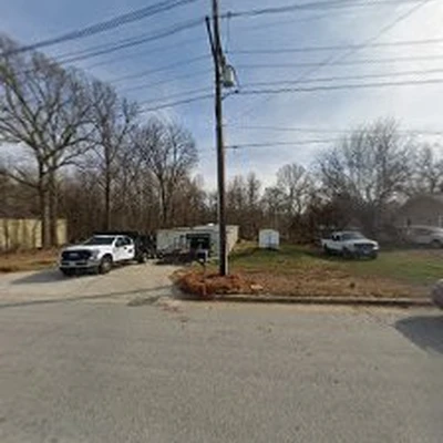 Darrell’s Landscape Lawn Care Inc (DLLC)