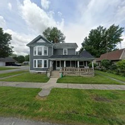 Classic Lawn and Landscape
