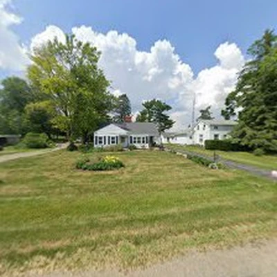 DRLS, LLC - Lawn Care, Lawn Service, Snow Removal Company, Fall Cleanup, Lawn Maintenance