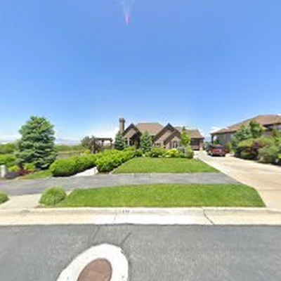 810 Creative Landscape Design