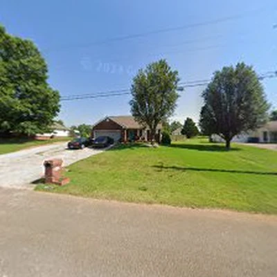 Lyons Lawncare Llc