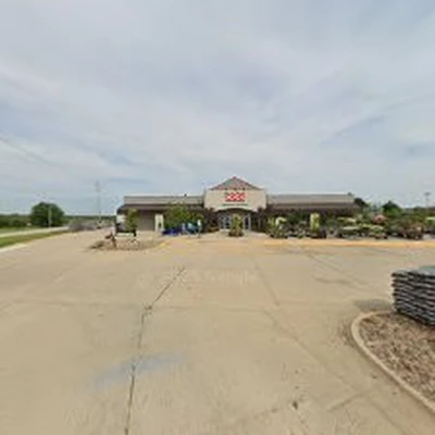 Earl May Garden Center