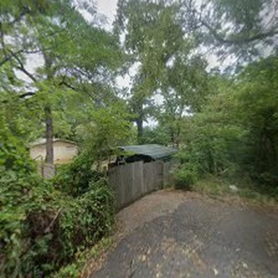Dino’s Lawn & Landscape