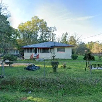 Lynn White Jr Lawn Services And Landscaping