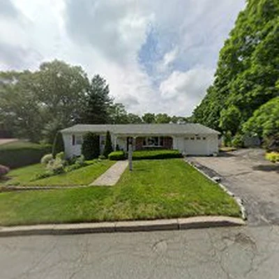 Oakcrest Landscaping