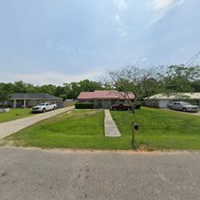 K & R Affordable Lawncare Service - Lawn Care, Lawn Maintenance, Junk Removal Service and Debris Removal Service