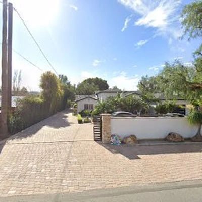 Calderon Landscaping and Tree Service