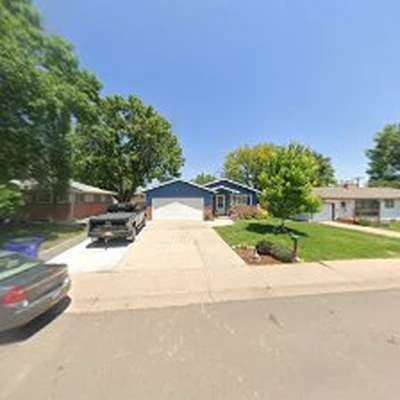 Flores lawn & landscaping services
