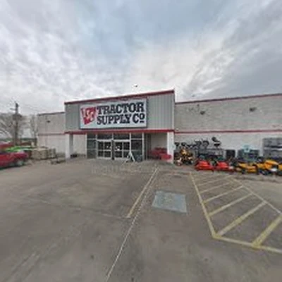Garden Center at Tractor Supply