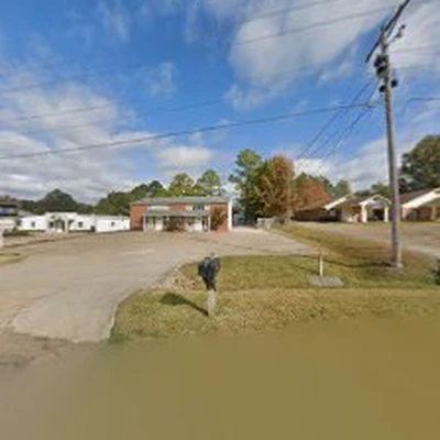 Brick Street Lawn and Landscape