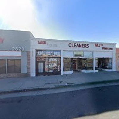 Domino Cleaners