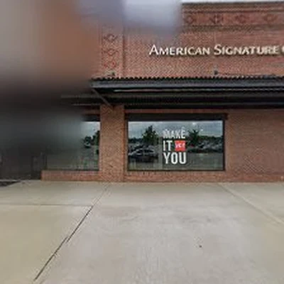 Bob Cleans Windows
