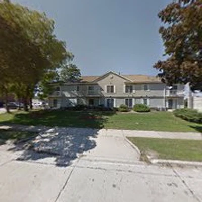 NORA'S BRIGHT CLEANING LLC