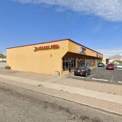 Desert West Cleaning Specialist