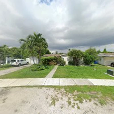 Rent-A-Maiid Cleaning Services (Miami)