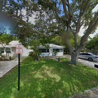 Boards & Barrels Pressure Washing / Pool Cleaning services