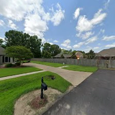 Lewis' Pressure Washing & Deep Cleaning LLC