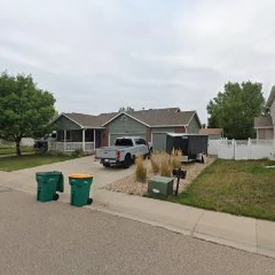 SUDS AND BUCKETS CLEANING
