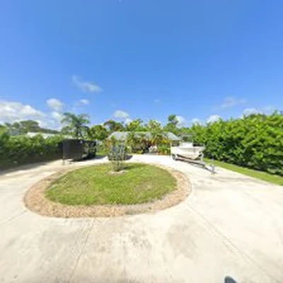 Salty's Seaside Home & Property