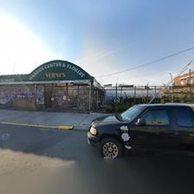 Verni’s Garden Center
