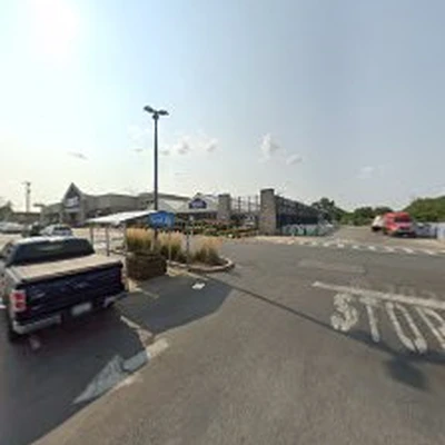 Lowe's Garden Center