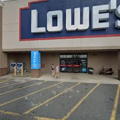 Lowe's Garden Center