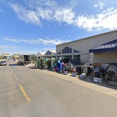 Lowe's Garden Center