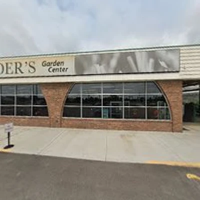 Strader's Garden Center
