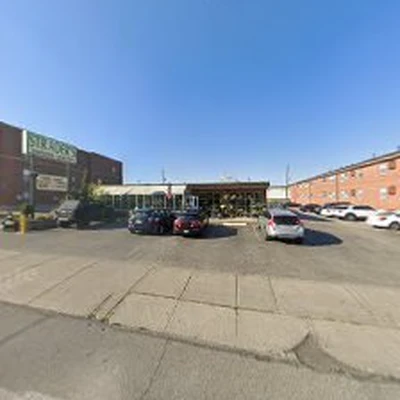 Strader's Garden Center