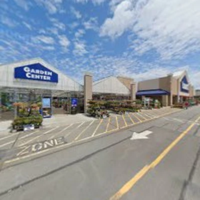 Lowe's Garden Center