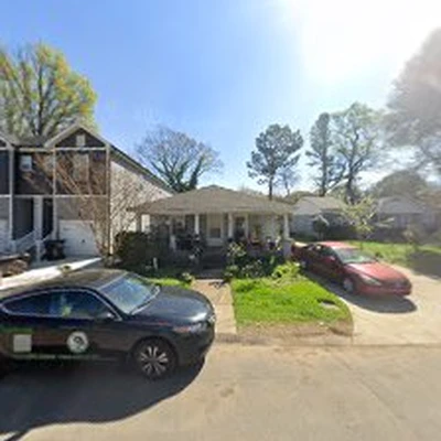 Gomez Tree Service