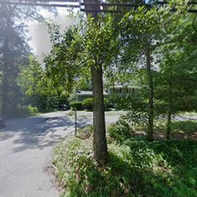 Ross Tree and Contracting