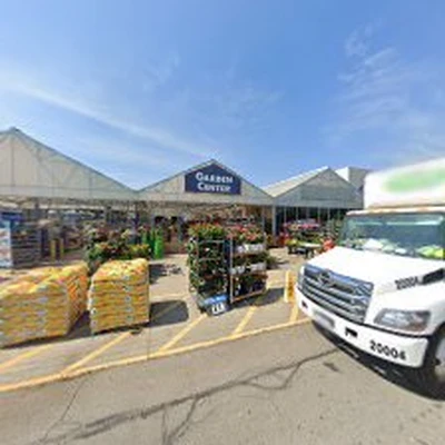 Lowe's Garden Center