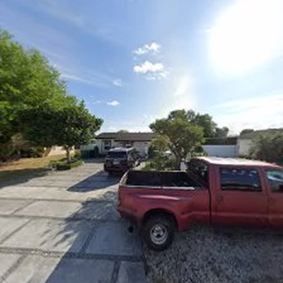 Ponce Lawn & Tree Services