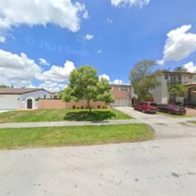 Miami Stumps & Trees llc