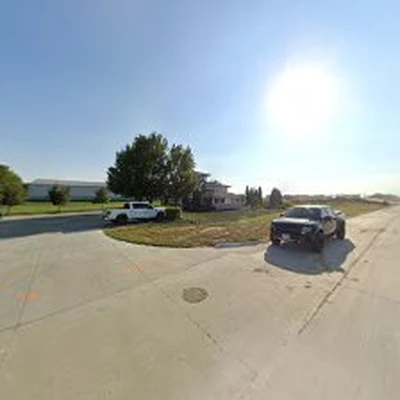 Atrium Tree Service Omaha Arborist + Tree Trimming
