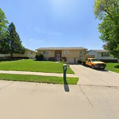 Miranda Tree Service In Omaha