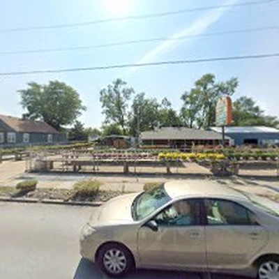 Cirian's Farmers Drive-In Market