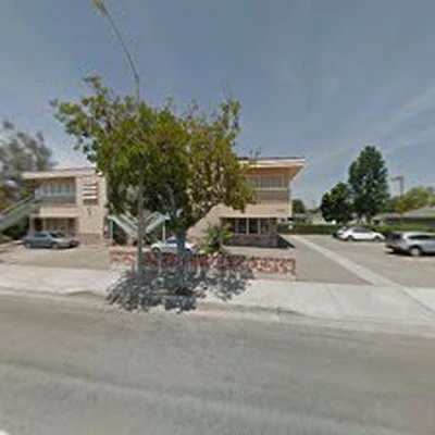 TOP DOGS TREE SERVICES TUSTIN
