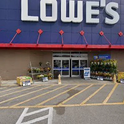 Lowe's Garden Center