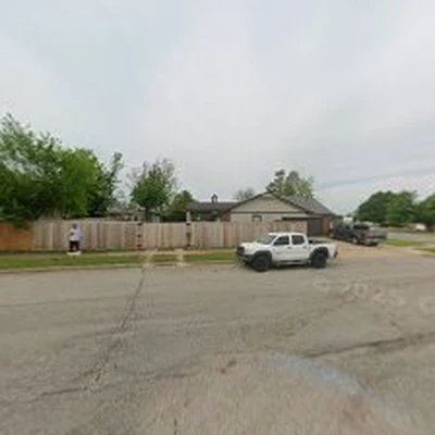 Three Oaks Lawn Maintenance
