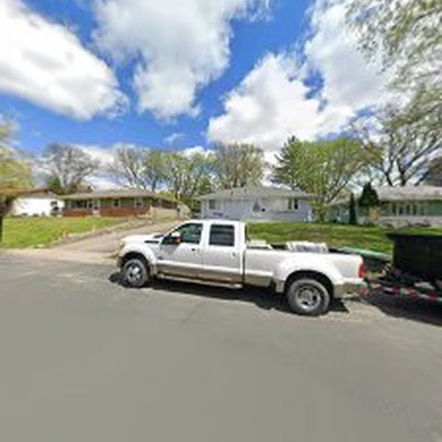 CM ROOFING LLC