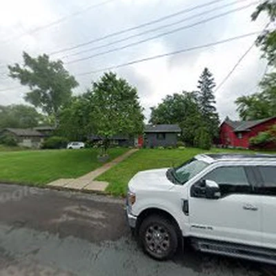 1-2 Tree Lawn And Landscape