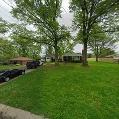 A Woman’s Touch Lawn Care & More