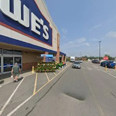 Lowe's Garden Center