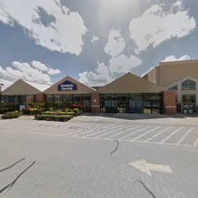 Lowe's Garden Center