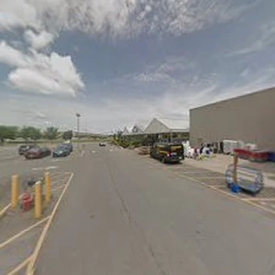 Lowe's Garden Center