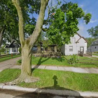 Climbing-Spur Tree Service