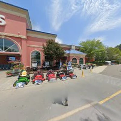 Lowe's Garden Center